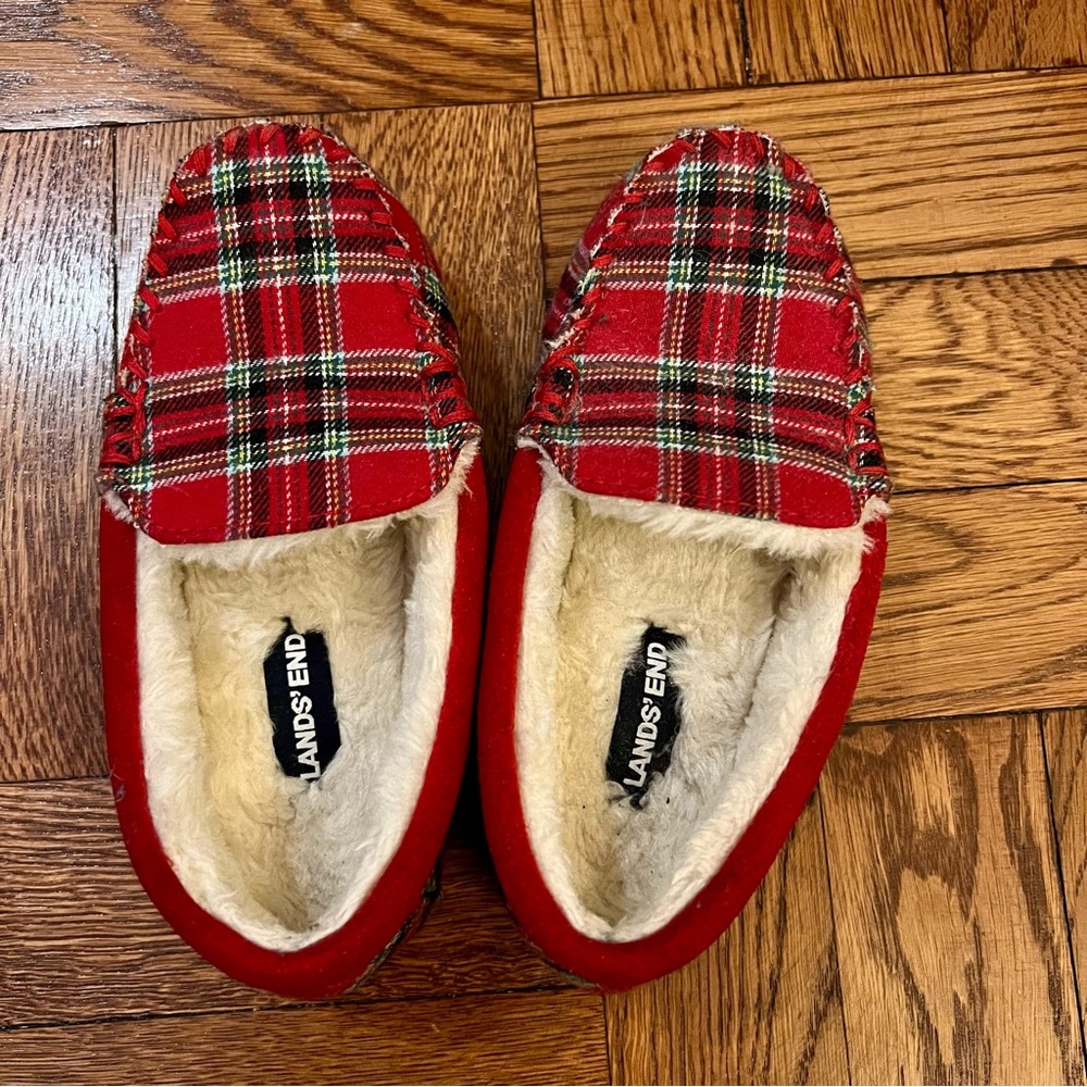 Lands’ End little kid size 12 tartan plaid slippers